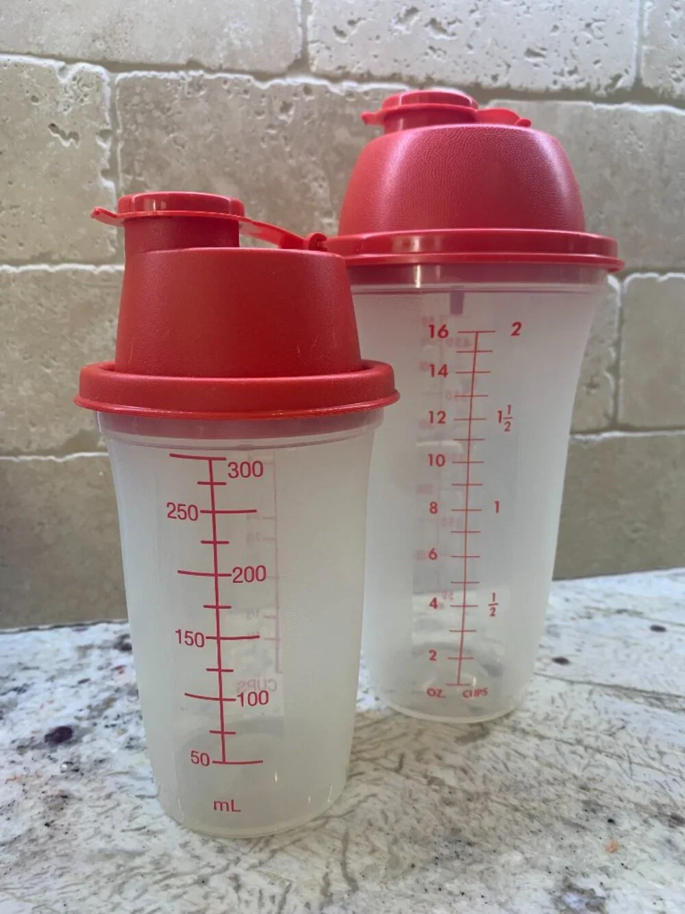 Tupperware Quick Shake Containers w/ Blender Wheels - set of 3